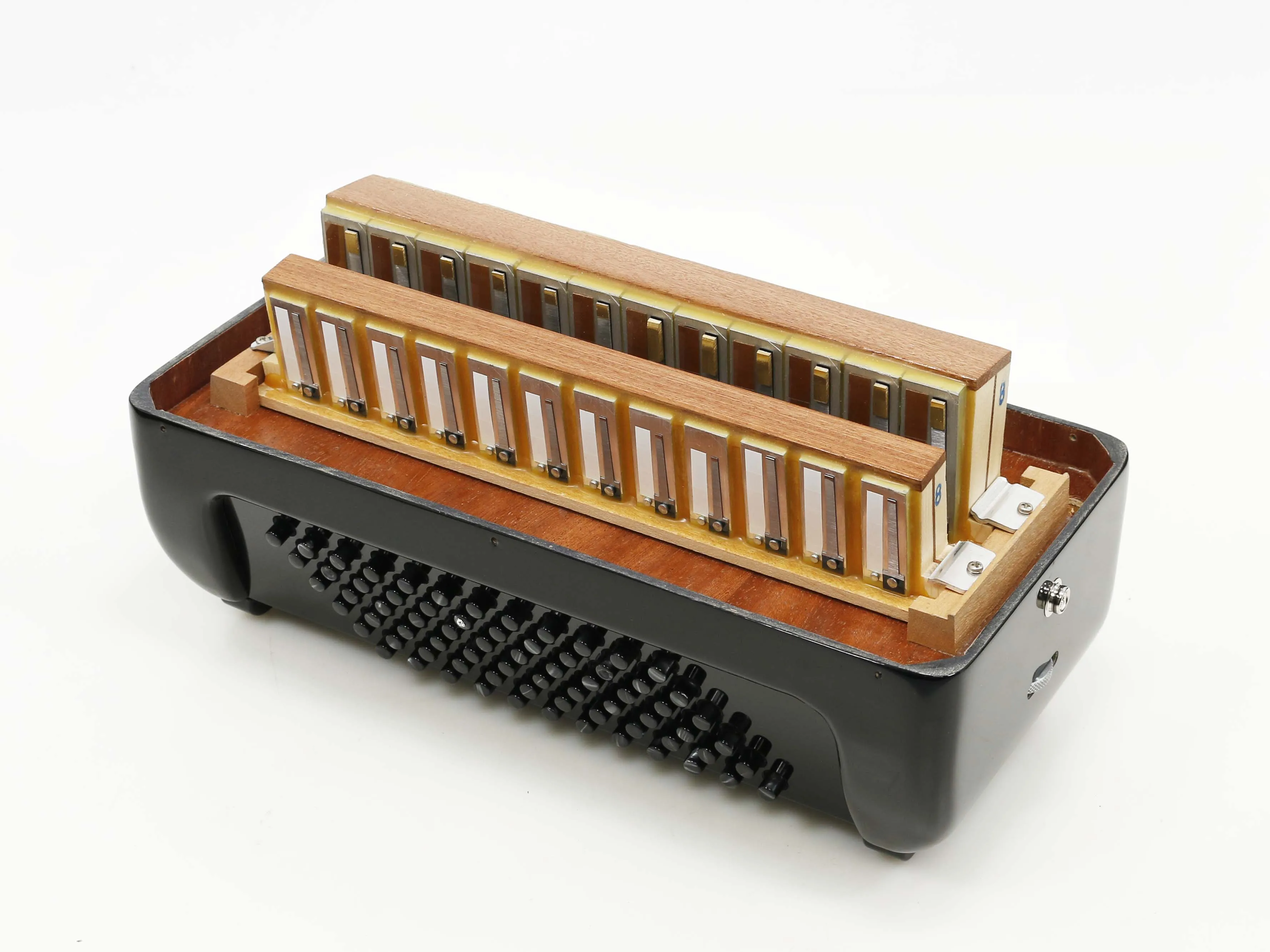 Americana P 30 w/ Harmonik AC 501-HQ (30/72 MM)