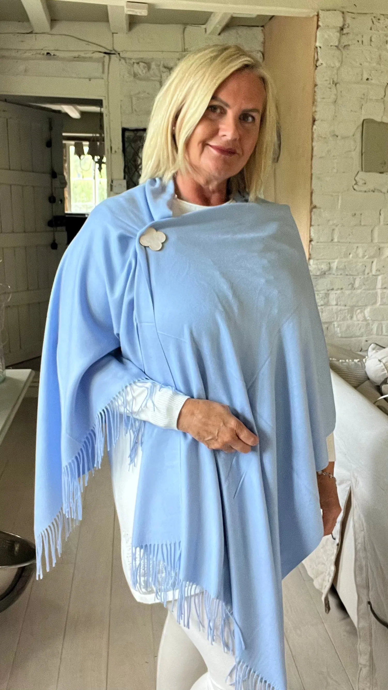 Pomarolo Cashmere Pashmina Scarf Shawl in Blue