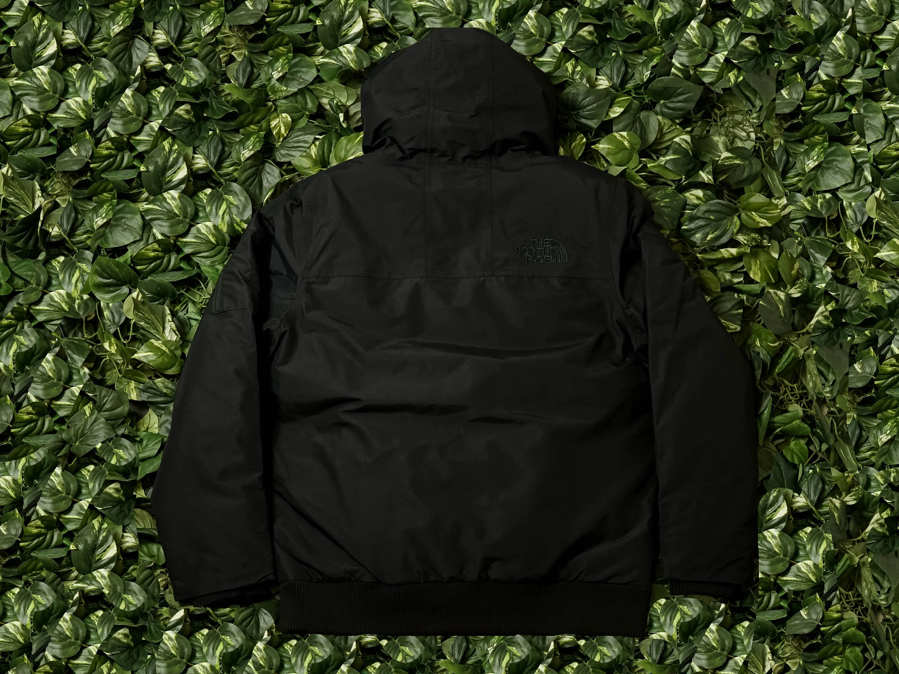 The North Face Newington Jacket [NF0A3XDYJK3]